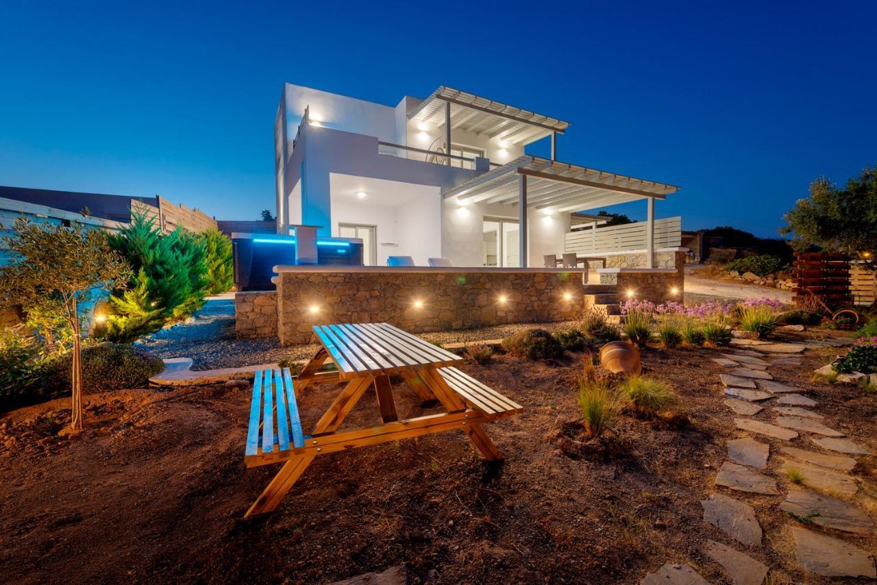 Aelion Villa Vári Exterior photo