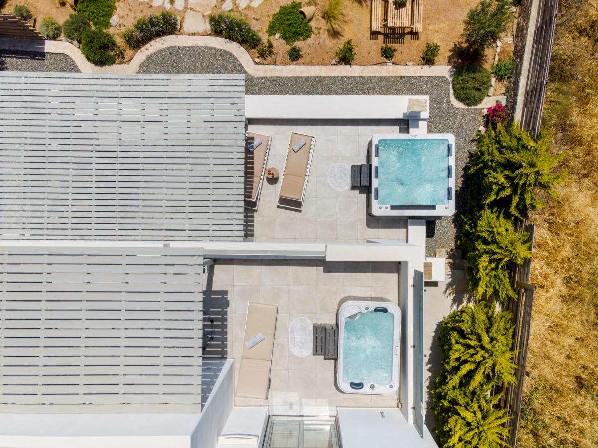 Aelion Villa Vári Exterior photo