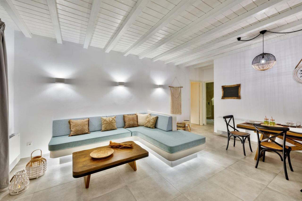 Aelion Villa Vári Exterior photo