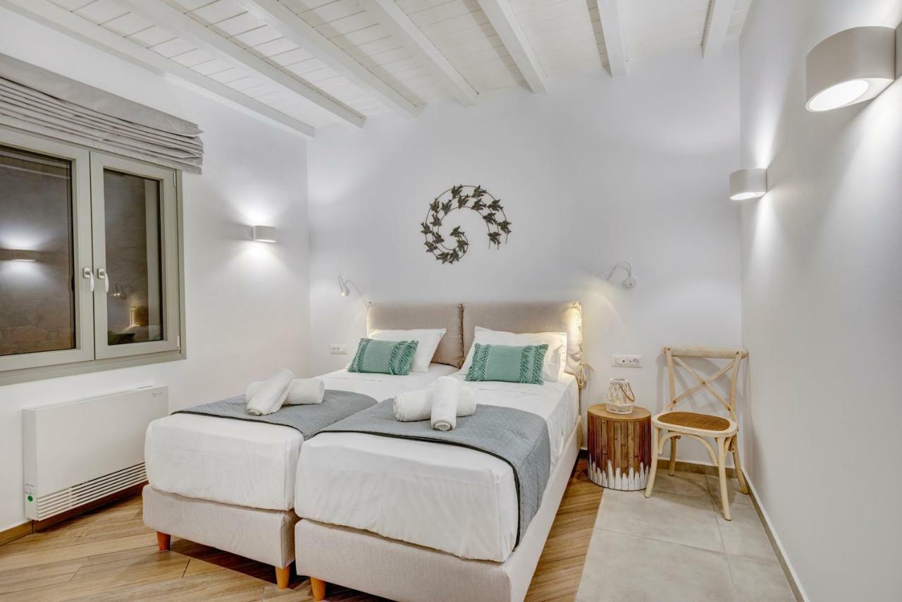 Aelion Villa Vári Exterior photo